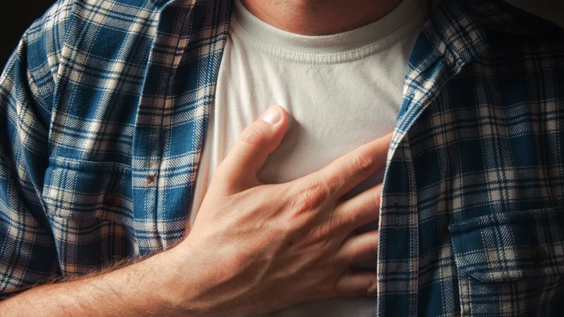 Fotografija: Stresno življenje je vzrok tudi za številne psihološke težave – od depresije in nespečnosti do pregorelosti –, taka stanja pa povečajo ogroženost za srčno-žilne zaplete tudi do štirikrat, opozarja dr. Matija Cevc. Foto Shutterstock