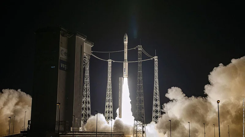 Izstrelitev Vege je bila pomembna tudi za Eso, saj so predstavili nov sistem za razprševanje večjega števila satelitov v vesolju. FOTO: Jm Guillon/Arianespace/Esa&nbsp;
