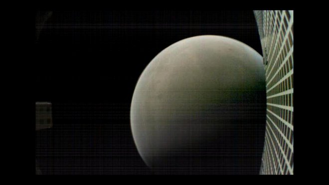 MarCO-B je z oddaljenosti 7600 kilometrov 26. novembra 2018 fotografiral Mars. FOTO: Nasa/JPL-Caltech