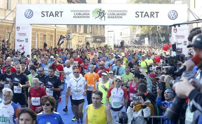 Letos se bodo ljubitelji teka morali zadovoljiti z virtualno različico ljubljanskega maratona. FOTO: Roman Šipić/Delo
