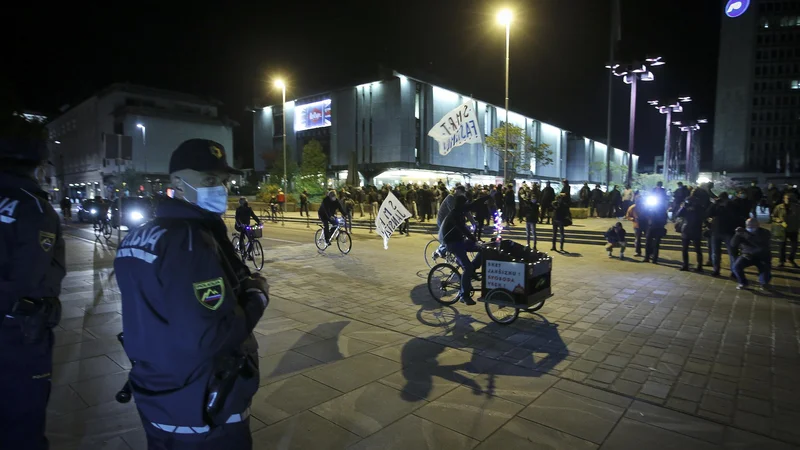 Fotografija: FOTO: Jože Suhadolnik/Delo