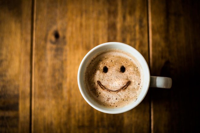 Kofein upočasni hitrost, s katero telo tvori kolagen. FOTO: Shutterstock