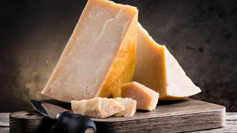 Fotografija: Kos dobrega parmezana reši skoraj vse težave. Foto Shutterstock