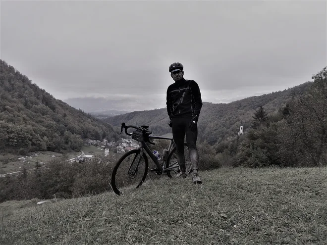Jaz nad Kropo, umazan nazunaj, prečiščen naznotraj. FOTO: MB Cvjetičanin