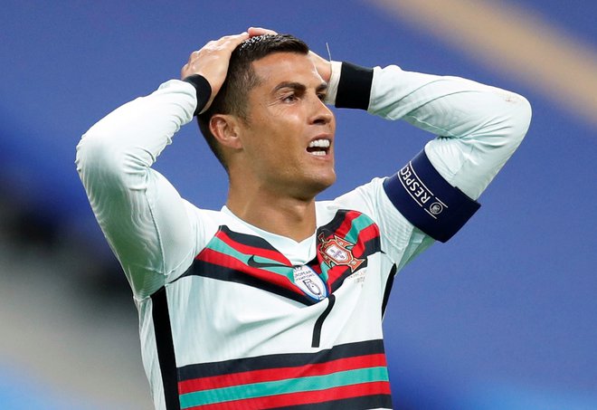 Cristiano Ronaldo je nazadnje igral v majici Portugalske, naslednjo tekmo za Juventus bo igral po zmagi s covidom-19. FOTO: Gonzalo Fuentes/Reuters