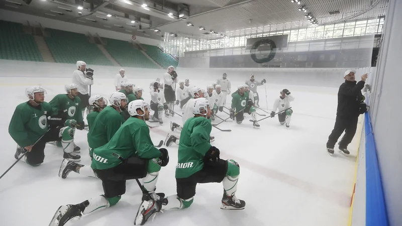 Fotografija: Hokejisti Olimpije so v karanteni. FOTO: Leon Vidic/Delo