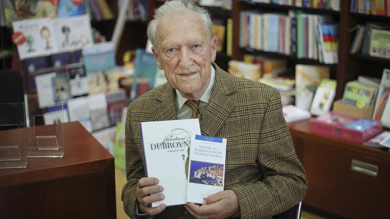 Fotografija: Ko je bil Ignacij Voje kot šestletni deček prvič v Dubrovniku, si ni mislil, da bo prav zgodovina tega mesta temelj njegovega življenjskega delovanja. FOTO: Jože Suhadolnik/Delo