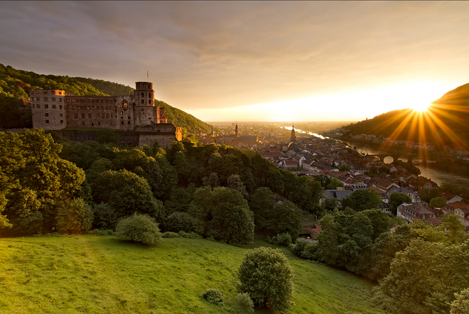 Grad Heidelberg, mestno središče in reka Neckar © DZT Foto Markus Pioro