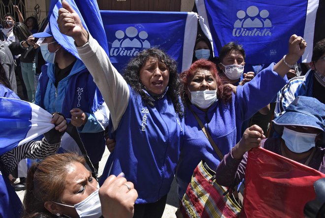 Podporniki Luisa Arceja v La Pazu. FOTO: Aizar Raldes/AFP