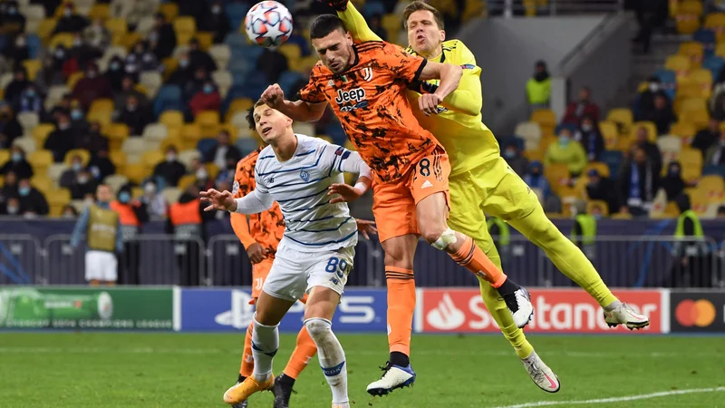 Fotografija: Wojciech Szczesny, Poljak v vratih Juventusa, je v Kijevu ostal nepremagan. FOTO: Sergej Supinskij/AFP