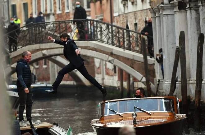 Ameriški fillmski igralec Tom Cruise trentno snema&nbsp;v Benetkah zadnji del kultne filmske franšize Misija nemogoče: Lybra. FOTO: Marco Sabadin/Afp<br />
&nbsp;