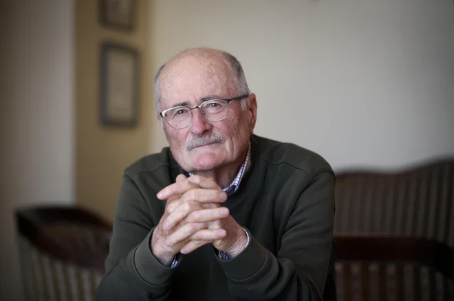 Dr. Božidar Voljč, predsednik Komisije RS za medicinsko etiko: Strah pred tožbo ni dobro izhodišče za zdravniško pomoč. Foto Matej Družnik