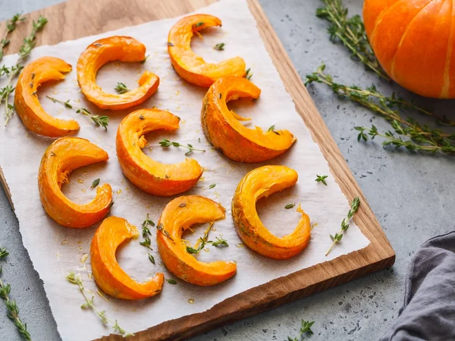 Narava nas tudi jeseni bogato obdari s svojimi pridelki, ki nas podpirajo v skladu s potrebami telesa, ki so povezane s spremembo letnega časa. FOTO: Shutterstock