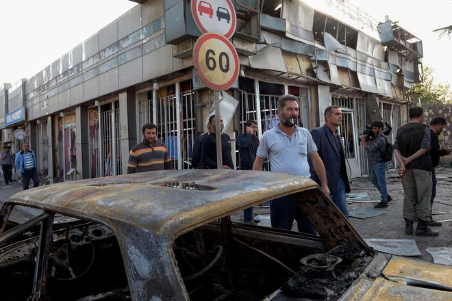 Od novega izbruha nasilja med Azerbajdžanom in Armenijo pred enim mesecem je umrlo več kot sto civilistov. FOTO: Tofik Babajev/AFP