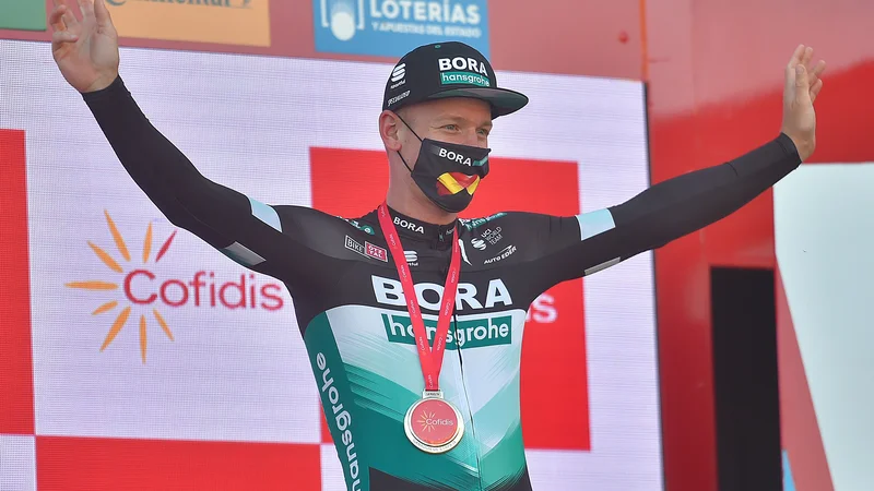 Fotografija: Pascal Ackermann je po izločitvi Bennetta, zmagovalec 9. etape. FOTO: Ander Gillenea/AFP
