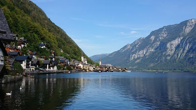 O tej podobi sanjarijo turisti. Hallstatt. FOTO: Urša Izgoršek