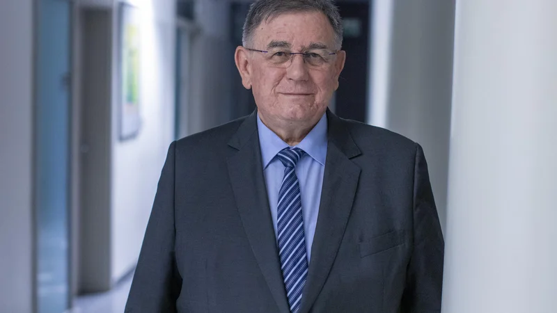 Fotografija: Profesor dr. Rajko Pirnat je bil v prvih vrstah Demosa pred tridesetimi leti. FOTO: Voranc Vogel/Delo