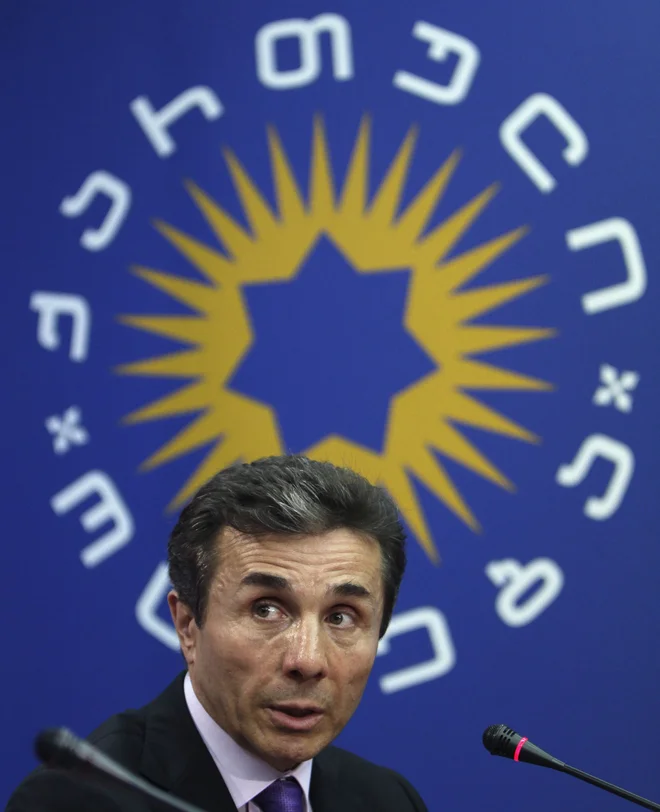 Volitve je zmagala vladajoča stranka Gruzijske sanje, ki jo vodi Bidzina Ivanišvili. FOTO: David Mdzinarishvili/Reuters