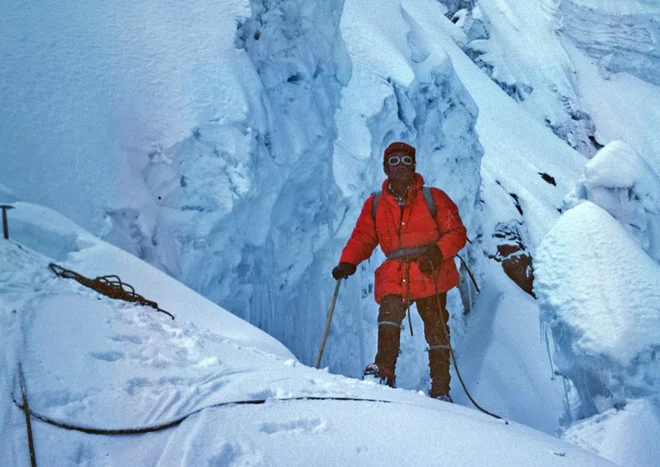Leta 1980 v Peruju, pod vrhom Alpamaya. Foto osebni arhiv