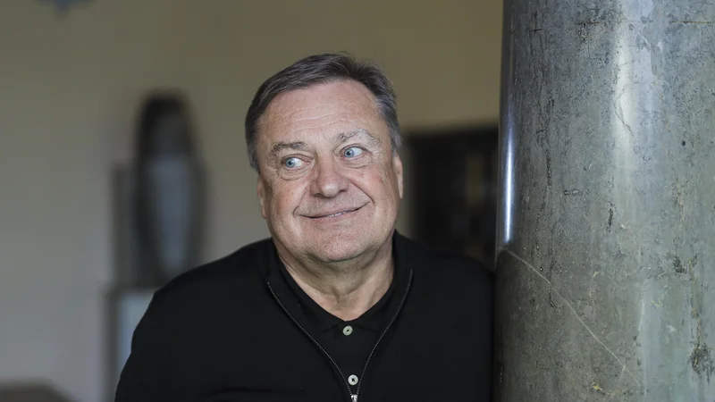 Fotografija: Zoran Janković se je v postopku zagovarjal, da je občina dovoljenje Gratelu za izvedbo del odvzela, ker je gradbeno podjetje pri svojem delu preseglo pooblastila in čezmerno poseglo v prostor. FOTO: Jože Suhadolnik/Delo