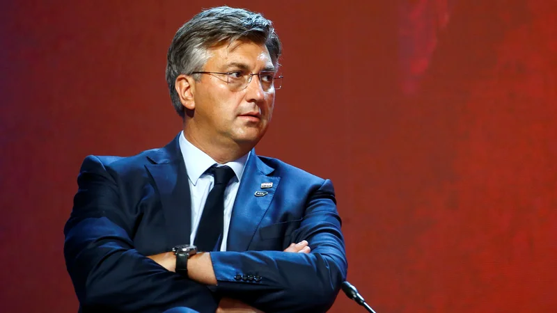 Fotografija: Te dni je Plenković oziroma njegova vlada na koledarju prekrižala sto dni delovanja. FOTO: Borut Živulovič/Reuters