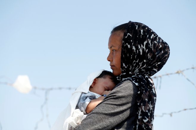 Najhuje za begunce iz Afganistana, ki kljub grozljivi situaciji v domovini azil v Evropski uniji dobijo le redko. FOTO: Yara Nardi/Reuters
