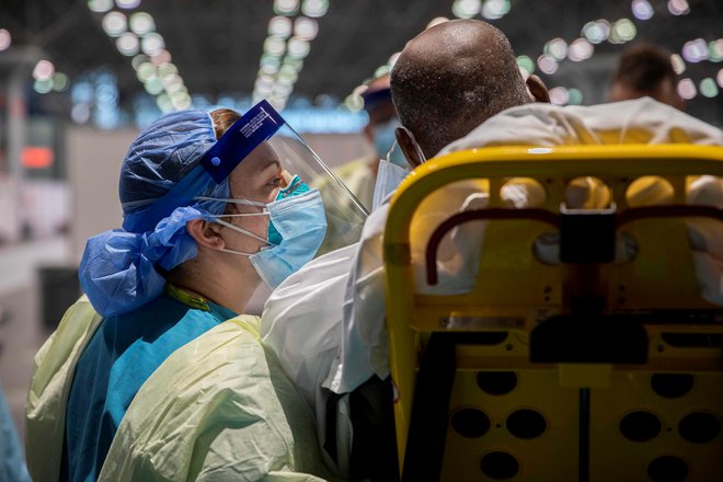 Kritika Trumpovega spopadanja s pandemijo novega koronavirusa, je bila ena osrednjih kart, na katero je igral Joe Biden. FOTO:  Reuters