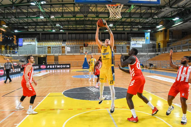 Dvajsetletni Jurij Macura (27) se je izkazal tudi proti Crveni zvezdi. FOTO: ABA