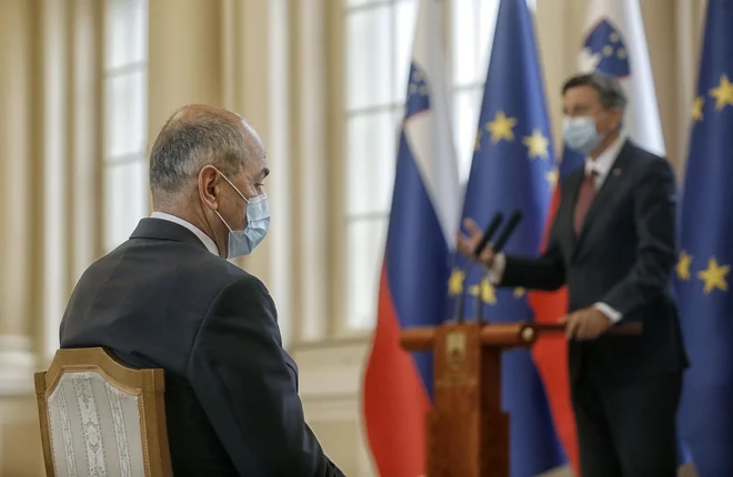 Če bi politiki zmogli sodelovati, bi se hitreje izvlekli iz krize zaradi epidemije, je dejal predsednik države ob obletnici odločitve Demosa za razpis plebiscita o samostojnosti Slovenije, ki ga je pred 30 leti podprla tudi opozicija. FOTO: Blaž Samec
