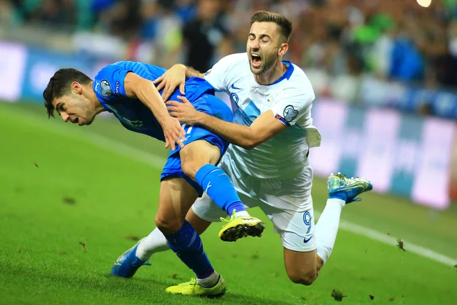 Pred Andražem Šporarjem bo jutri nova priložnost za kakšen gol v reprezentančnem dresu. FOTO: Tomi Lombar/Delo