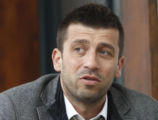 Vlada bi morala imeti za odtegnitev soglasja utemeljene razloge, te pa bi lahko podala le v obrazložitvi, meni odvetnik Dino Bauk. FOTO: Tomi Lombar/Delo