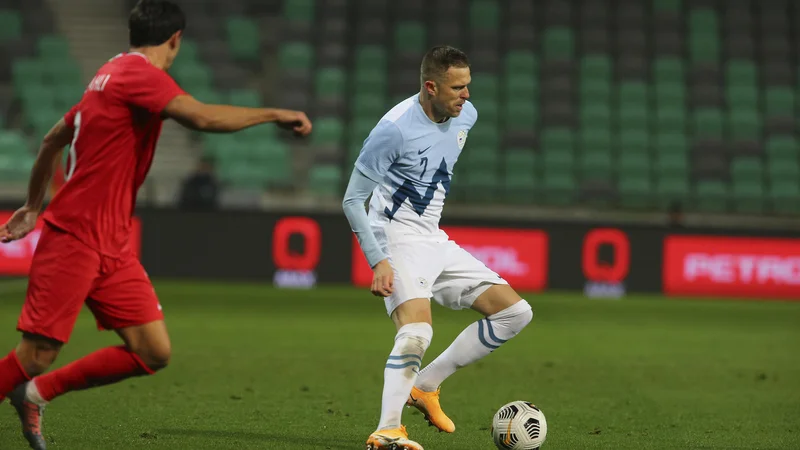 Fotografija: Josip Iličić se je v slovensko reprezentanco vrnil po dobrem letu in zato, da bi storil še zadnji korak, uvrstitev na veliko tekmovanje. FOTO: Jože Suhadolnik/Delo