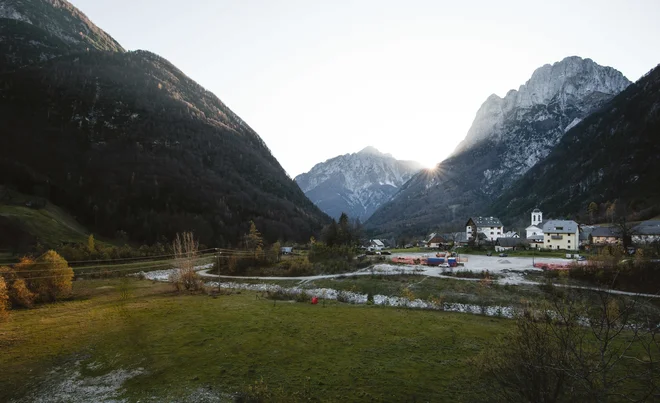 Vasica danes ni več sinonim za z blatom in žalostjo prepojeno dolino. Ravno nasprotno. FOTO: Sašo Tušar