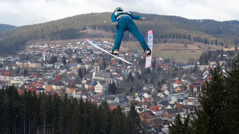 Fotografija: Finec Antti Aalto je v prejšnji zimi v posebnem seštevku smučarskih poletov zasedel visoko sedmo mesto. FOTO: Wolfgang Rattay/Reuters