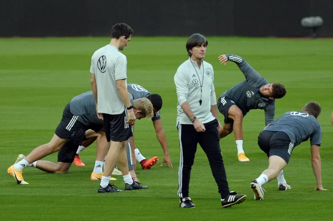 Joachim Löw obljublja, da Nemčija ne bo igrala na remi. FOTO: Cristina Quicler/AFP