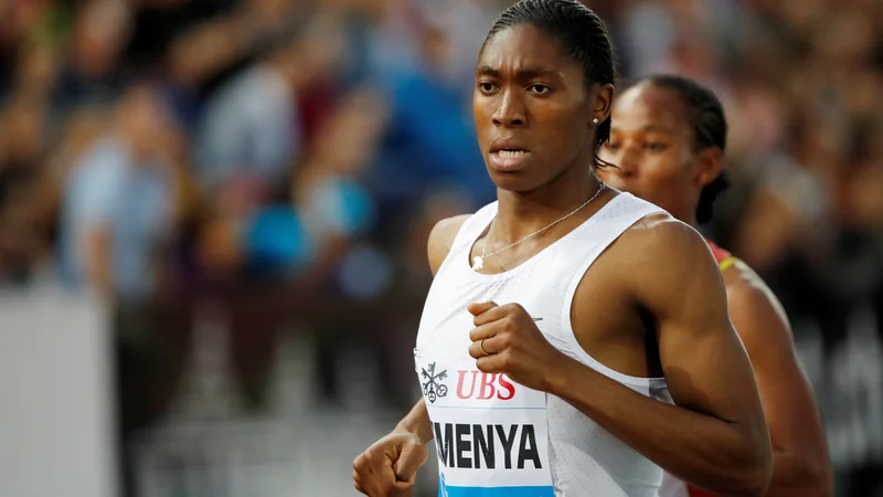 Fotografija: Caster Semenya ima zaradi prirojene napake povišane vrednosti testosterona, ki za nekajkrat presegajo normalne. FOTO: Denis Balibouse/Reuters