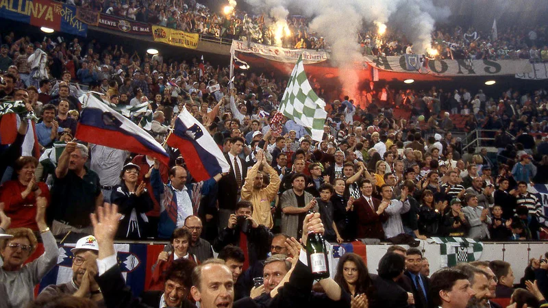 Fotografija: Takole je bilo leta 1997 na zaključnem turnirju košarkarske evrolige v Rimu. FOTO: Matej Družnik