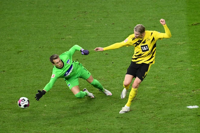 Erling Haaland je Herthi zabil kar štiri gole. PHOTO: Annegret Hilse/AFP