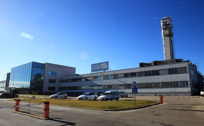 Testiranje eKlica naslednje generacije je potekalo pod okriljem ustanove Sintesio Slovenija in Iskratela. FOTO: Blaž Samec/Delo