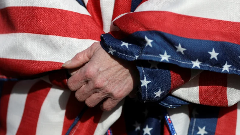 Fotografija: Skupina republikanskih strokovnjakov za nacionalno varnost je pozvala kongresne republikance, naj zahtevajo, da Trump prizna poraz. FOTO: Emily Elconin/Reuters