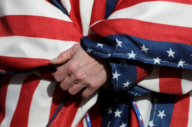 Skupina republikanskih strokovnjakov za nacionalno varnost je pozvala kongresne republikance, naj zahtevajo, da Trump prizna poraz. FOTO: Emily Elconin/Reuters