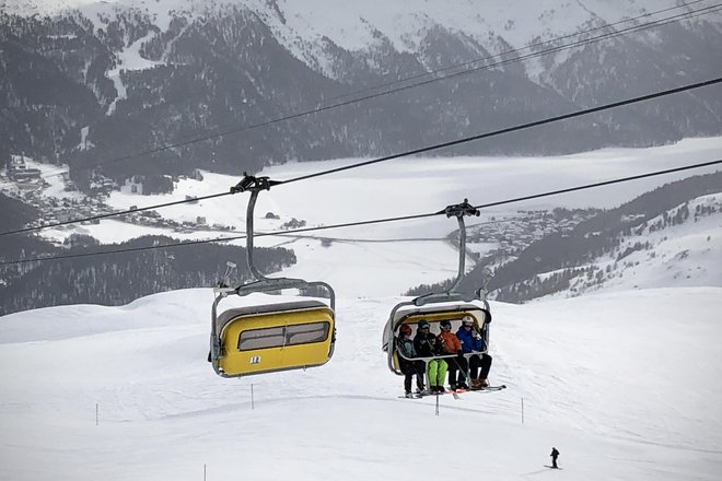 Smučišča v Švici bodo to zimo obratovala na polno. FOTO: Jure Eržen/Delo
