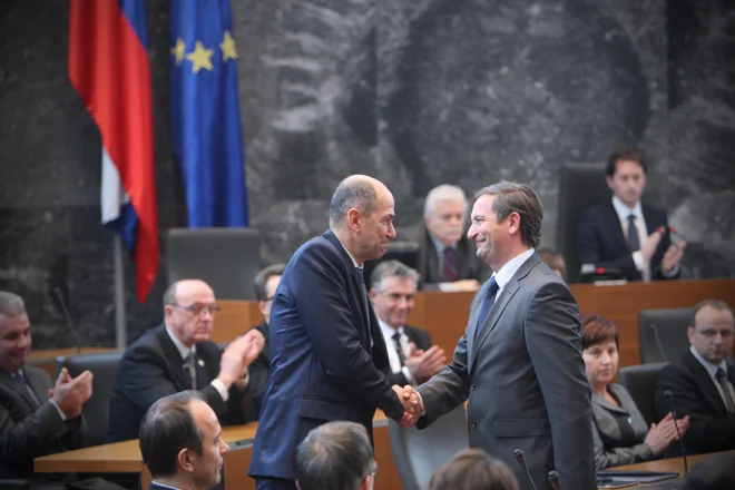 Janez Janša in Karl Erjavec sta že sodelovala, od pogovorov, ki jih že vodi Erjavec, pa bo odvisno, ali in kako bosta tudi v prihodnje. FOTO: Jure Eržen/Delo