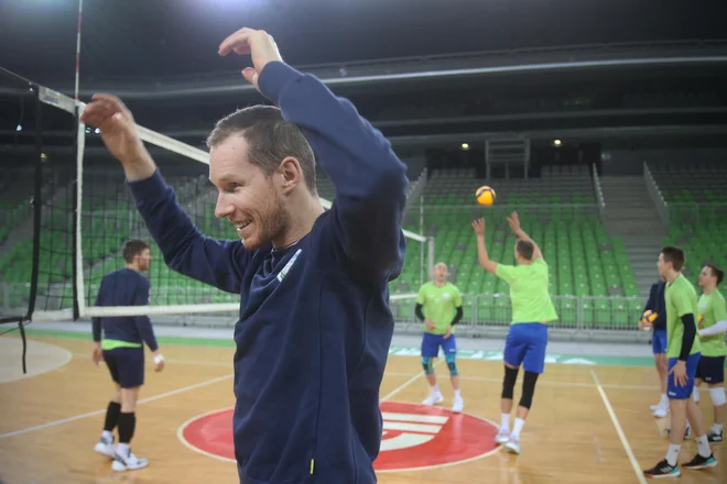 Kapetan slovenske odbojkarske reprezentance Tine Urnaut je končal kitajsko poglavje. FOTO: Jure Eržen/Delo