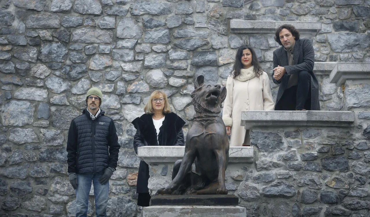 Fotografija: Boštjan Videmšek, Jožica Grgič, Špela Kuralt in Voranc Vogel so prejemniki novinarskih nagrad z Dela. FOTO: Jože Suhadolnik/Delo