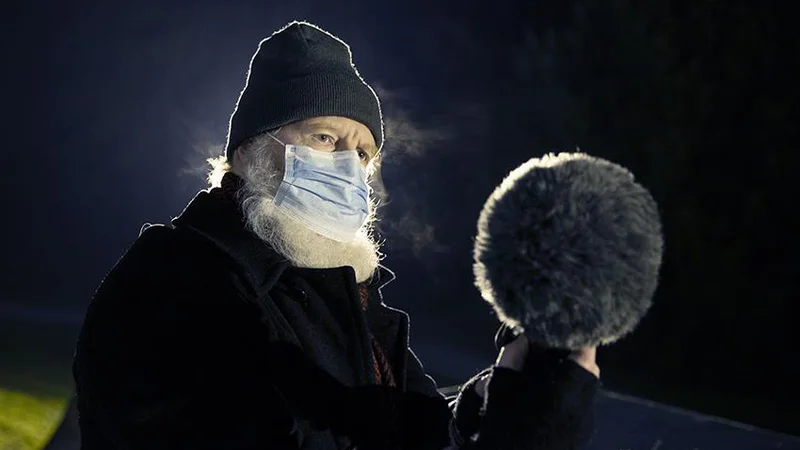 Fotografija: »Zvočna zasičenost, gostota agresivnih ritmov in frekvenc, na katere smo občutljivi, lahko poruši naš notranji mir,« pravi Boštjan Perovšek. FOTO Jože Suhadolnik