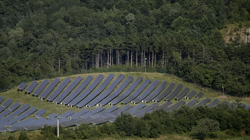 Fotografija: Energetske skupnosti imajo ponavadi lastne lokalne vire energije. FOTO: Blaž Samec/Delo