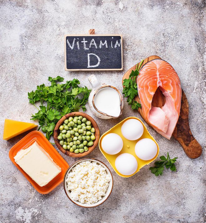 Živila, kjer je mogoče najti vitamin D. Toda v tem času, ko smo zelo malo na soncu, ga s hrano praviloma ne dobimo dovolj, trdijo strokovnjaki. FOTO: Shutterstock