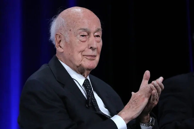 Valéry Giscard d&#39;Estaing je prispeval tudi h krepitvi francosko-nemškega tandema v Evropski uniji. FOTO: Jacques Demarthon/AFP