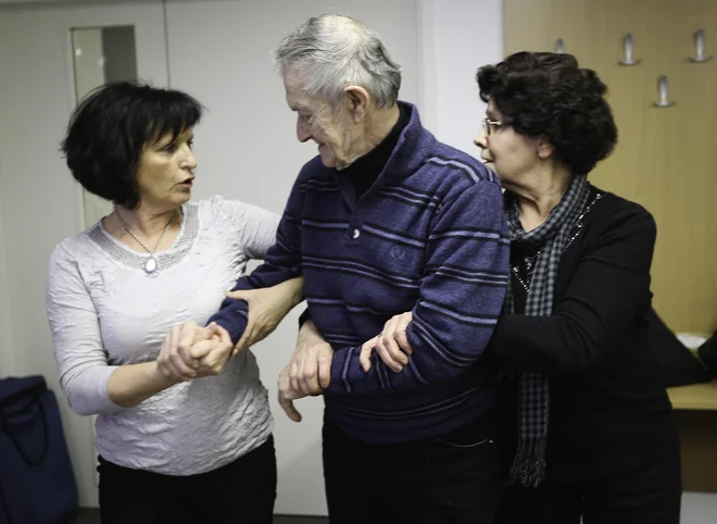Nesmisli so se danes močno usidrali v vsakodnevno življenje in samo epidemijo debelosti precej pospešujejo, namesto da bi jo pomagali obvladati. FOTO: Jože Suhadolnik/Delo